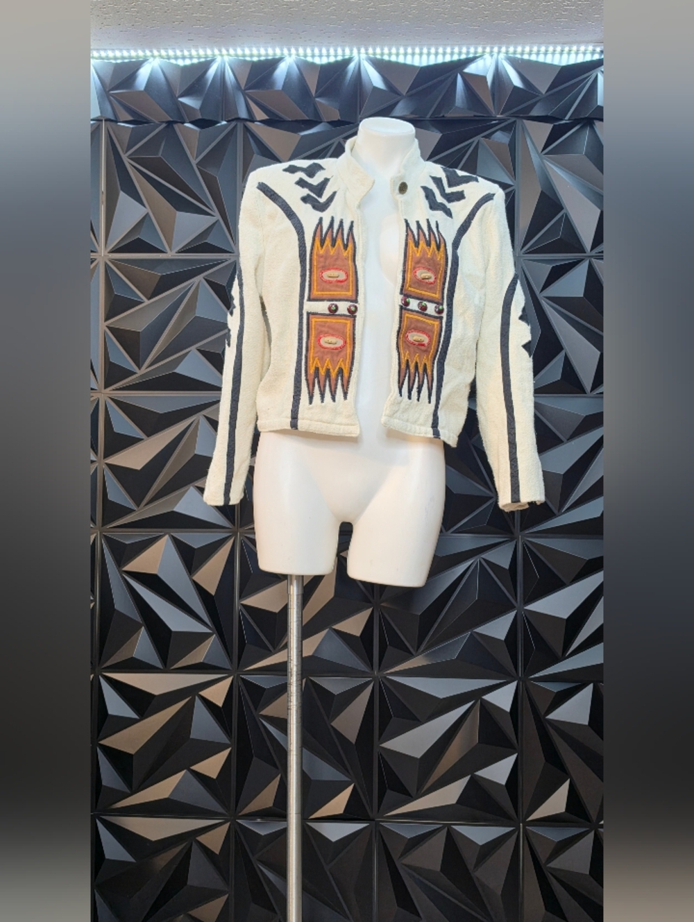 Embroidered Cream Crop Blazer with Tribal Motif